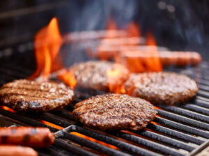 Gas oder Holzkohlegrill?